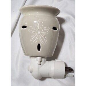 SCENTSY Plug-In Sand Dollar Beach House Ocean Wax Warmer Night light